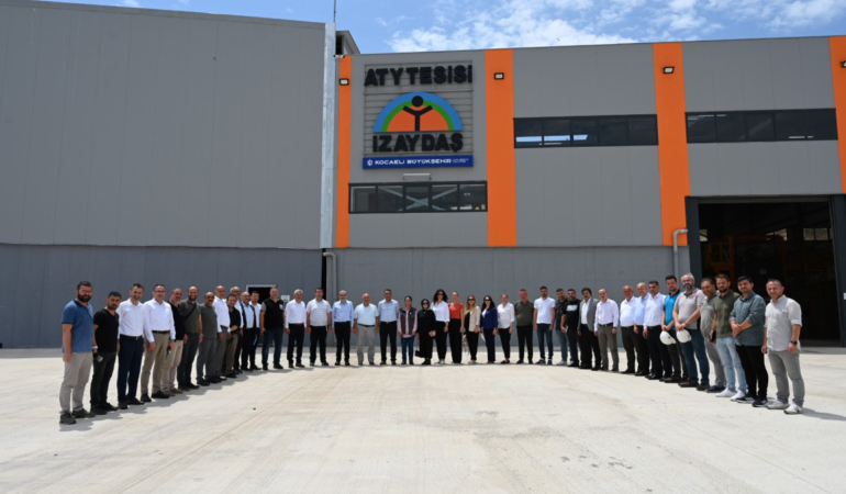 20240718-kocaelide-belediye-atiklarinin-yonetimi-konusuldu-484591-088ce55cd0f32a45c965