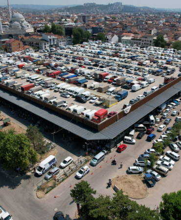 20240719-pazarci-esnafi-istedi-buyuksehir-yapti-607413-65992d1c97e7e8da32b7