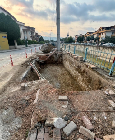 20240731-akarca-deresi-uzerine-yaya-koprusu-yapiliyor-529474-eb5d26548db02fe0e2a0