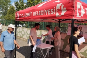 Izmit-Belediyesi-KPSSye-giren-adaylari-yine-yalniz-birakmadi-5-740x420