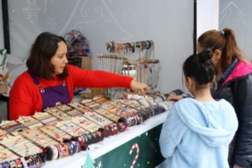 Izmit-Belediyesi-ile-kadinlarin-el-emegi-kazanca-donusuyor-4-740x420