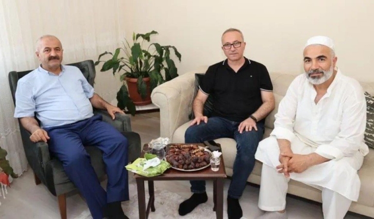 Qa6Q6NkakBFe7hJjF3bLS1N7K2