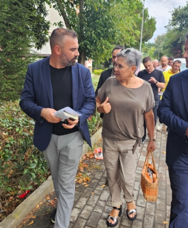 izmit-belediyesi-ailesi-yahyakaptanlilarla-bulustu-3