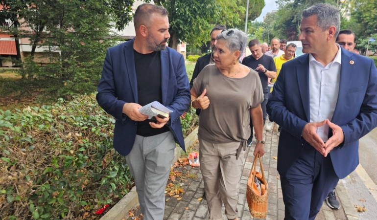 izmit-belediyesi-ailesi-yahyakaptanlilarla-bulustu-3