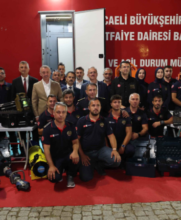 20240819-17-agustos-deprem-sehitleri-anildi-273867-a0c6f87236cccc11289b