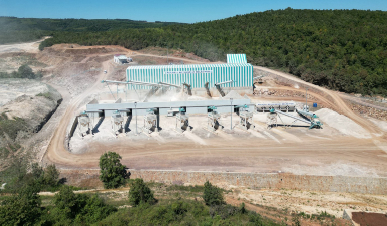 20240821-buyuksehirden-cevre-dostu-tas-kirma-ve-eleme-tesisi-1087-6cb2c4c0fc42d5a896fc