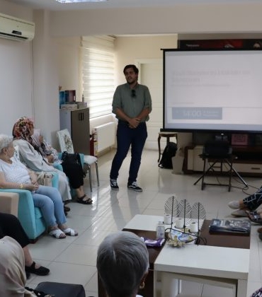 Asirlik-Cinar-Evinde-Izmitin-cinarlarina-onemli-seminer-4-740x420