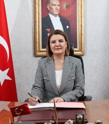 Izmit-Belediye-Baskani-Fatma-Kaplan-Hurriyet-740x420