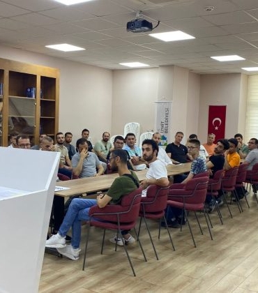 Izmit-Belediyesi-Istihdam-Biriminden-23-kisiye-fabrikada-is-firsati-2-740x420