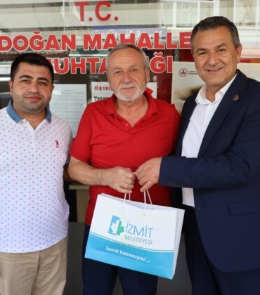 Izmit-Belediyesi-Kurucesmede-muhtarlarla-bulustu-2-740x420