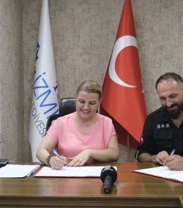 Izmit-Belediyesi-ve-SARdan-onemli-protokol-1-740x420