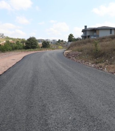 Izmit-Belediyesinden-Kabaogluna-asfalt-dokunusu-4-740x420