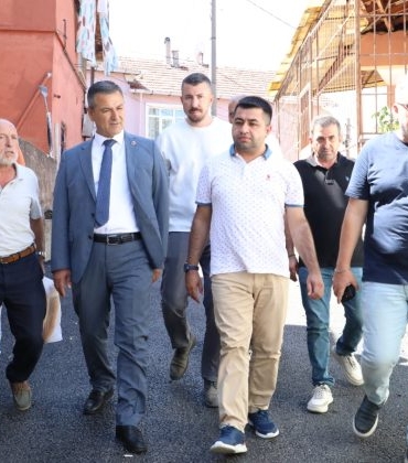 Yenidoganin-sokaklari-yenileniyor-Belediye-heyeti-yakindan-takip-ediyor-6-740x420