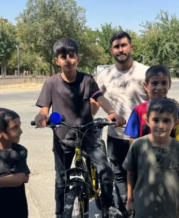 altin-ve-dogru-davranis-omerin-hikayesi-bir-bisikletle-odullendirildi-cxuxKKJR.webp
