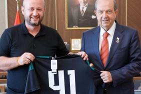 ibrahim-biyiklidan-cumhurbaskani-tatara-kocaelispor-formasi-qqCGZjBZ.jpeg