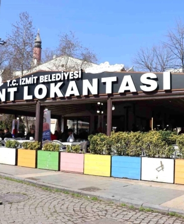 izmit-belediyesi-kent-lokantasi-uygun-fiyatli-ve-hijyenik-yemekler-JVGLbwyG.jpg