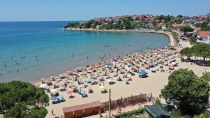 kandira-kaymakamligi-uyarisi-olumsuz-hava-deniz-sartlari-nedeniyle-plajlarda-deniz-girmek-yasaktir-d5Gn7NOL.jpg