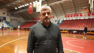 kocaeli-kagitspor-1-lige-donus-surecini-ve-hedeflerini-anlatiyor-SSAaYw8k.webp