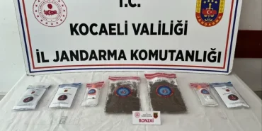 kocaelide-uyusturucu-operasyonu-2-kisi-tutuklandi-HRuG84ag.webp
