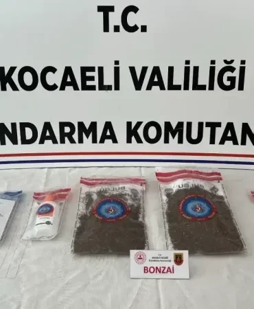 kocaelide-uyusturucu-operasyonu-2-kisi-tutuklandi-HRuG84ag.webp