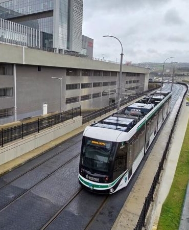 sehir-hastanesi-tramvayi-rekor-kirdi-DRys9lkM.jpg