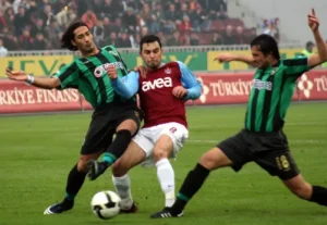 trabzonspor-ile-kocaelispor-41-kez-karsilasacak-udi7FJHk.webp
