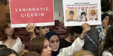 ahmetin-annesinden-adalet-cagrisi-katillerin-aileleri-gulmesin-NcHcKrZL.webp
