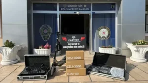 kartepede-dolandiricilik-operasyonu-sahte-dekontlarla-profesyonel-ses-sistemi-satisi-suphelileri-yakalandi-cWLKOfqC.webp