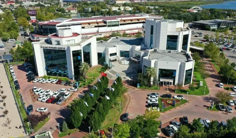 Kocaeli Büyükşehir Belediyesi: Afetzedelere Yönelik Çok Yönlü Destek Programı