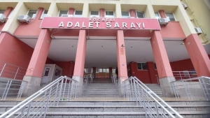 kocaeli-otelinde-silahli-olay-supheliler-tutuklandi-otomatik-atesle-planli-cinayet-tesebbusu-iddiasi-inceleniyor-vtDQtfaO.jpg
