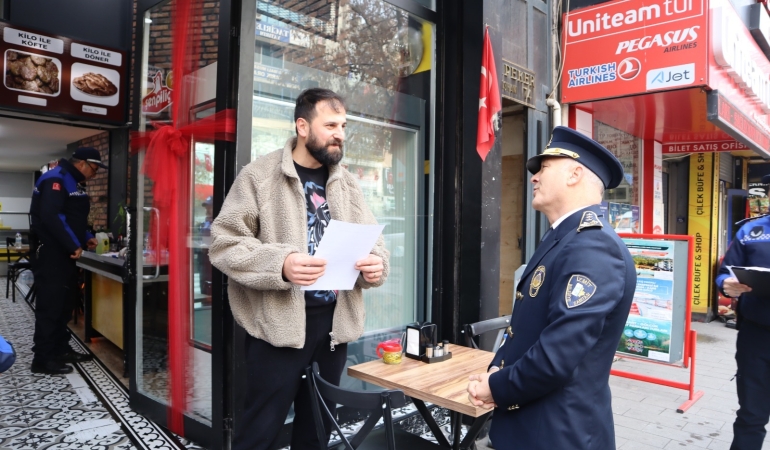 İzmit’te kamu alanı işgalleri için uyarı süreci başlıyor
