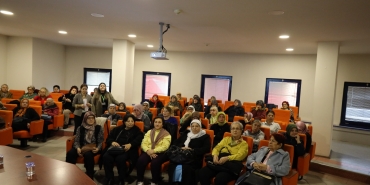 asirlik-cinarlar-icin-saglikli-yas-alma-semineri-duzenlendi