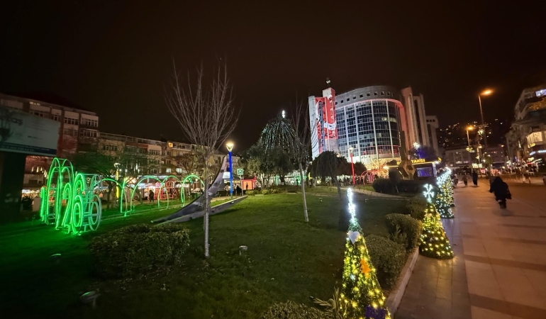 Edebiyat Sokağı ve Sabri Yalım Parkı’nda ücretsiz internet