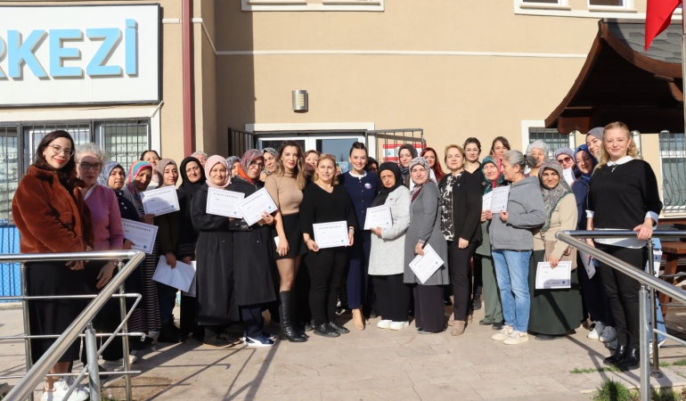 Güçlü Kadın Güçlü Toplum Projesi’nde ilk grubun eğitimleri tamamlandı