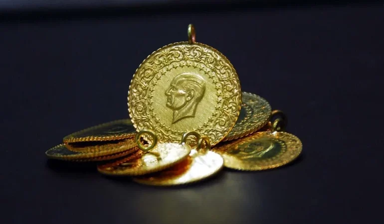 Gram altın ABD verilerine odaklandı, rekor seviyesine yakın