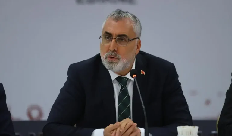 Bakan Işıkhan: En düşük emekli maaşı düzenlemesinde ortak netice