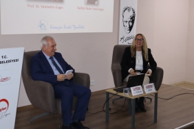 cumhuriyet-in-kurulusunda-basinin-kritik-rolu-i-zmit-te-anlatildi-20260124-193131