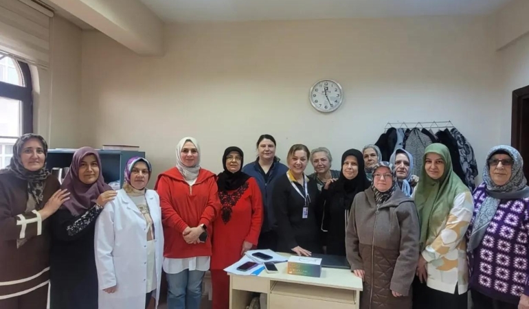 İZMEK ve KETEM iş birliğiyle sağlık eğitimi verildi