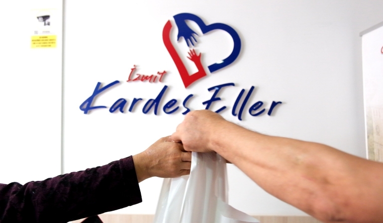 İzmit Belediyesi Sosyal Hizmetler Müdürlüğü 2025’te binlerce haneye ulaştı