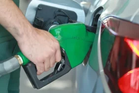 benzin-ve-motorinde-son-durum-13-subat-ta-fiyatlar-ne-kadar-20260216-042835