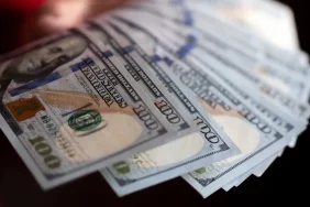 dolar-ve-euro-cuma-gunune-nasil-basladi-20260201-215950