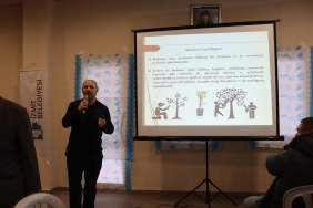 i-zmit-belediyesinden-ureticilere-uygulamali-budama-egitimi-20260228-033026