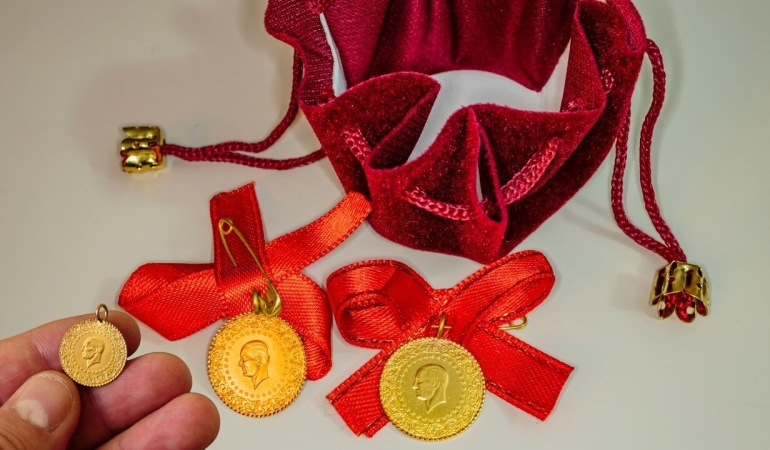 altin-fiyatlari-haftaya-dususle-basladi-20260407-053202