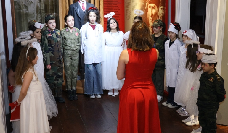 Çınar Çocuk Korosu Çanakkale Ruhunu İzmit’te Yaşattı