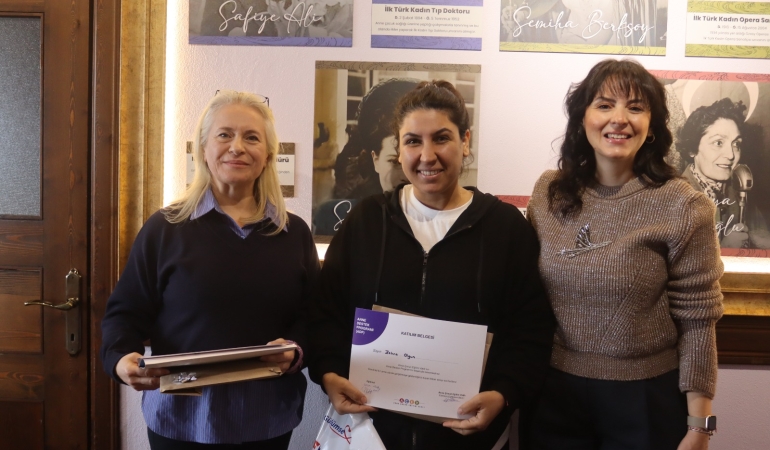 İzmit’te anneler Anne Destek Programı ile güçleniyor