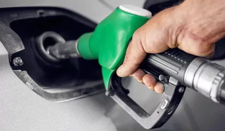 motorin-i-ndirimi-i-ptal-fiyatlar-yeniden-yukseliste-motorin-i-ndirimi-neden-i-ptal-edildi-20260420-233109