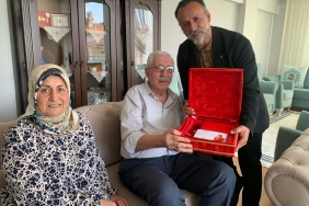 i-zmit-belediyesi-karamursel-de-gazileri-yalniz-birakmadi-20260516-153031