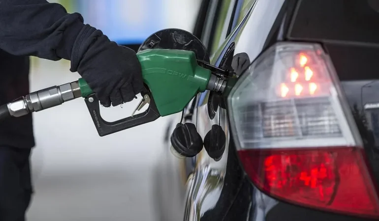 Benzine 96 kuruş indirim: İstanbul, Ankara, İzmir fiyatları