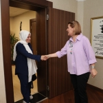 fatma-baskan-halk-gunu-nde-i-zmitlilerin-sesine-kulak-verdi-20260610-220245