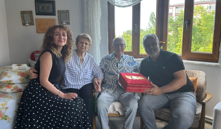 İzmit Belediyesi gazilere vefa ziyaretinde bulundu